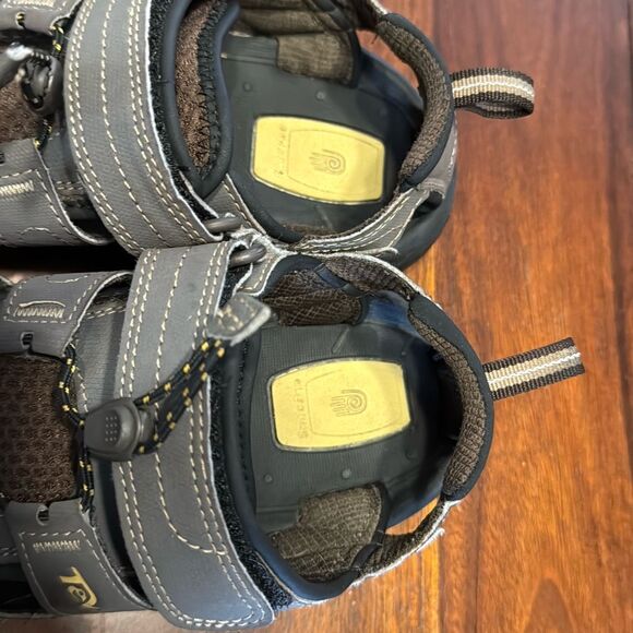 Teva Forebay Grey Fisherman Sandals Men’s US 7 - Picture 4 of 9